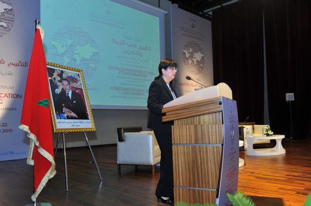 التقييم في التربية والتكوين: المقاربات والرهانات والتحديات التقييم في التربية والتكوين: المقاربات والرهانات والتحديات