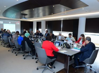 الاجتماع العاشر لمكتب المجلس